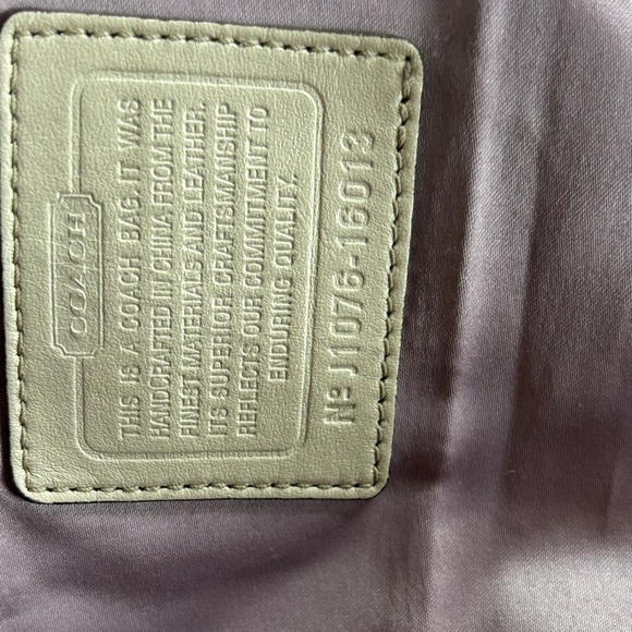 Coach KRISTIN Gold Leather Slouchy Shoulder Bag – 2010, Soft Butter Leather - Picture 9 of 12